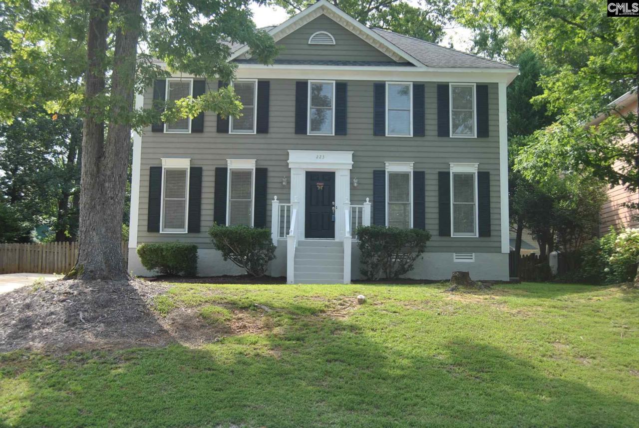 223 Torrington - Photo 1