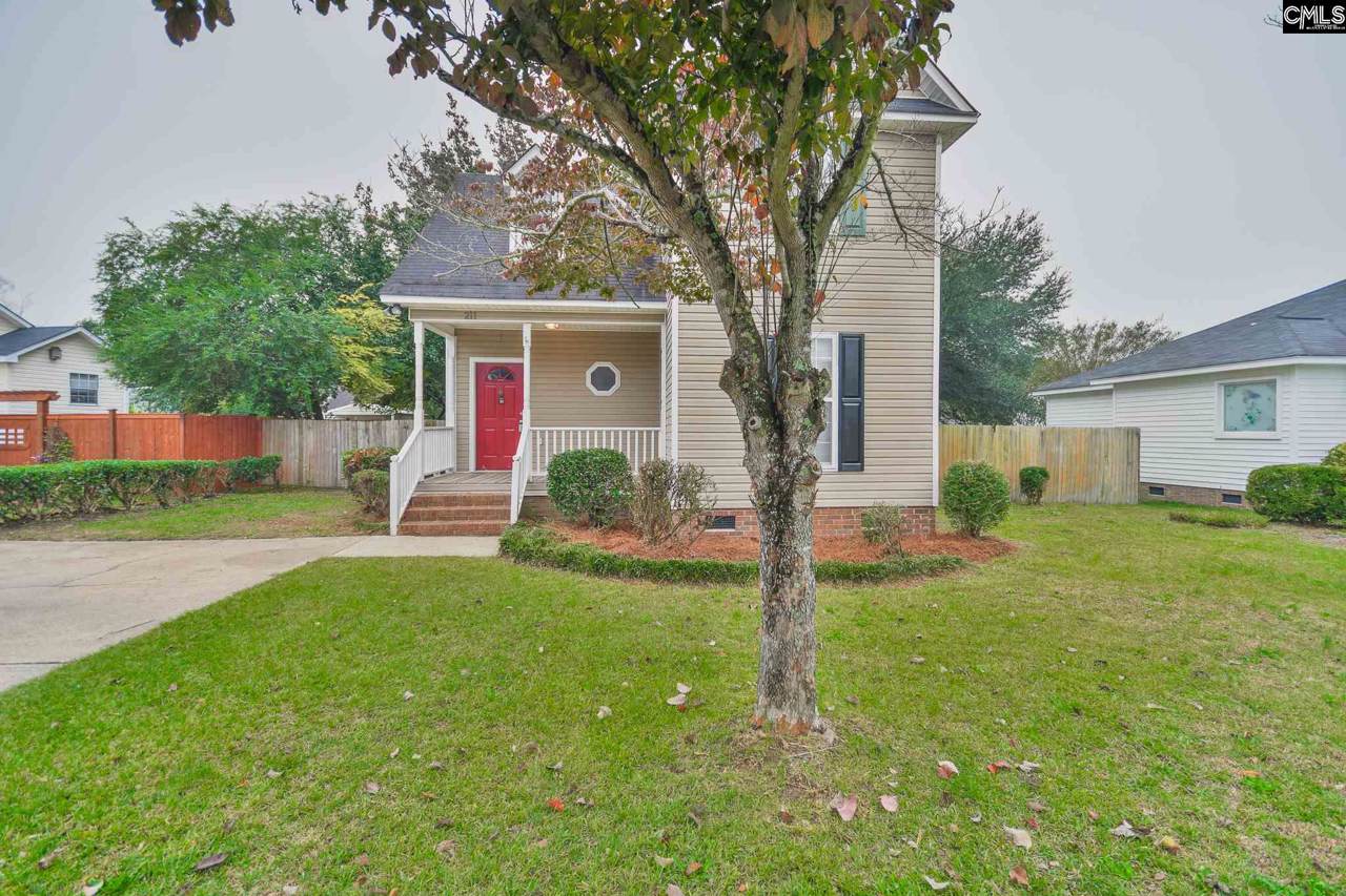 211 Chisolm Circle - Photo 1