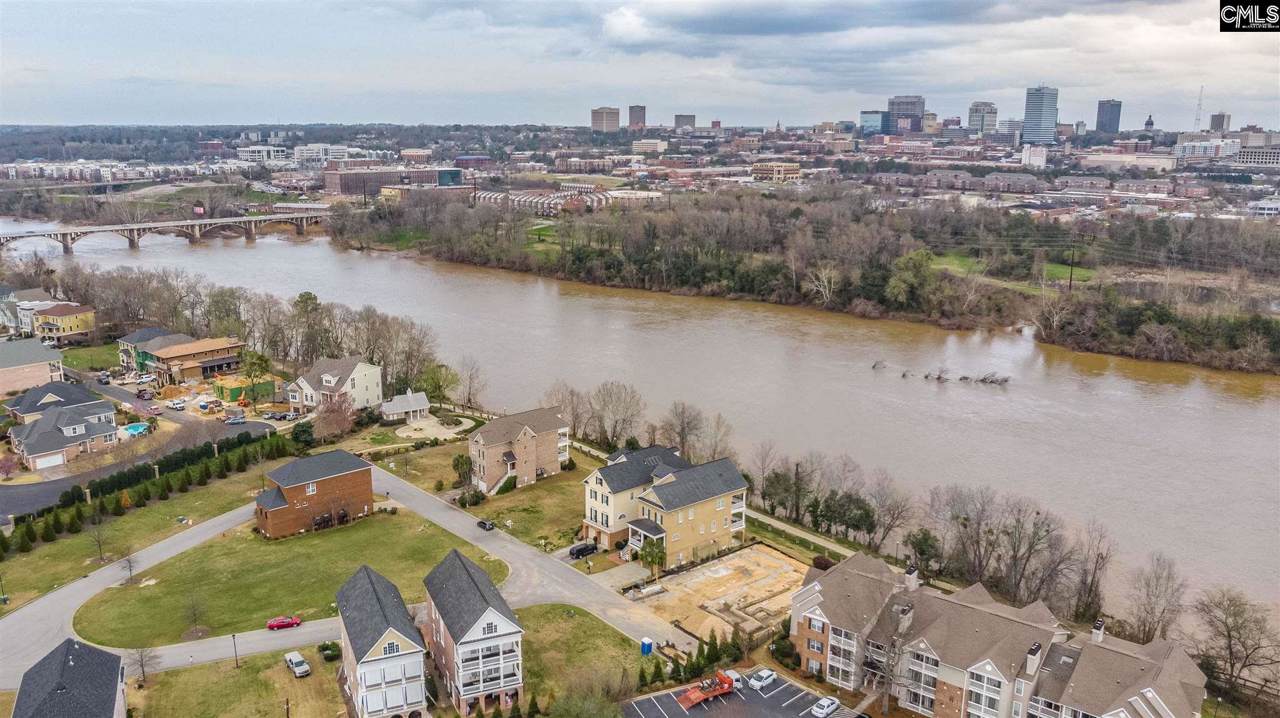 218 Riverwalk Circle - Photo 1