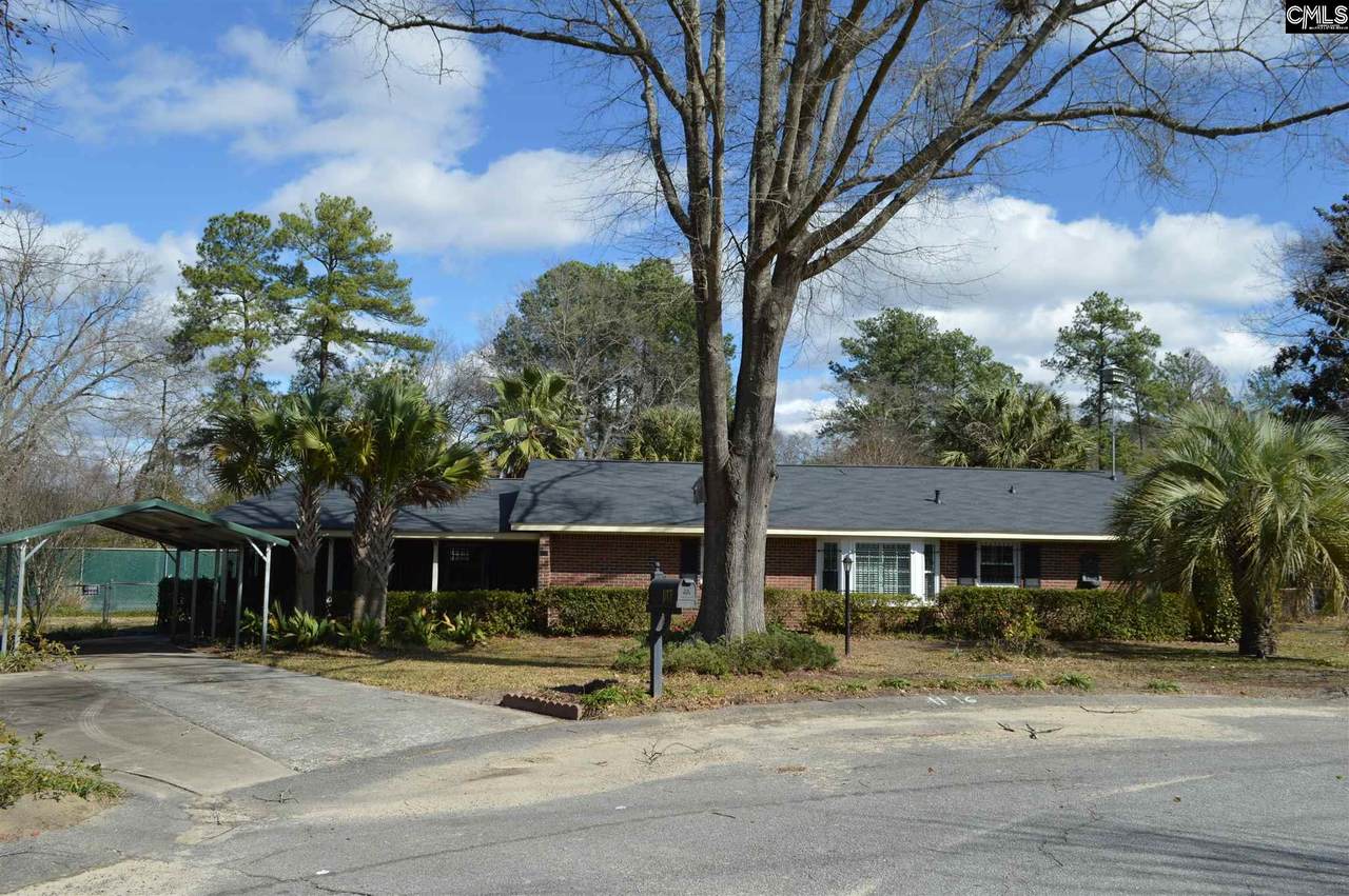 107 Azalea Circle - Photo 1
