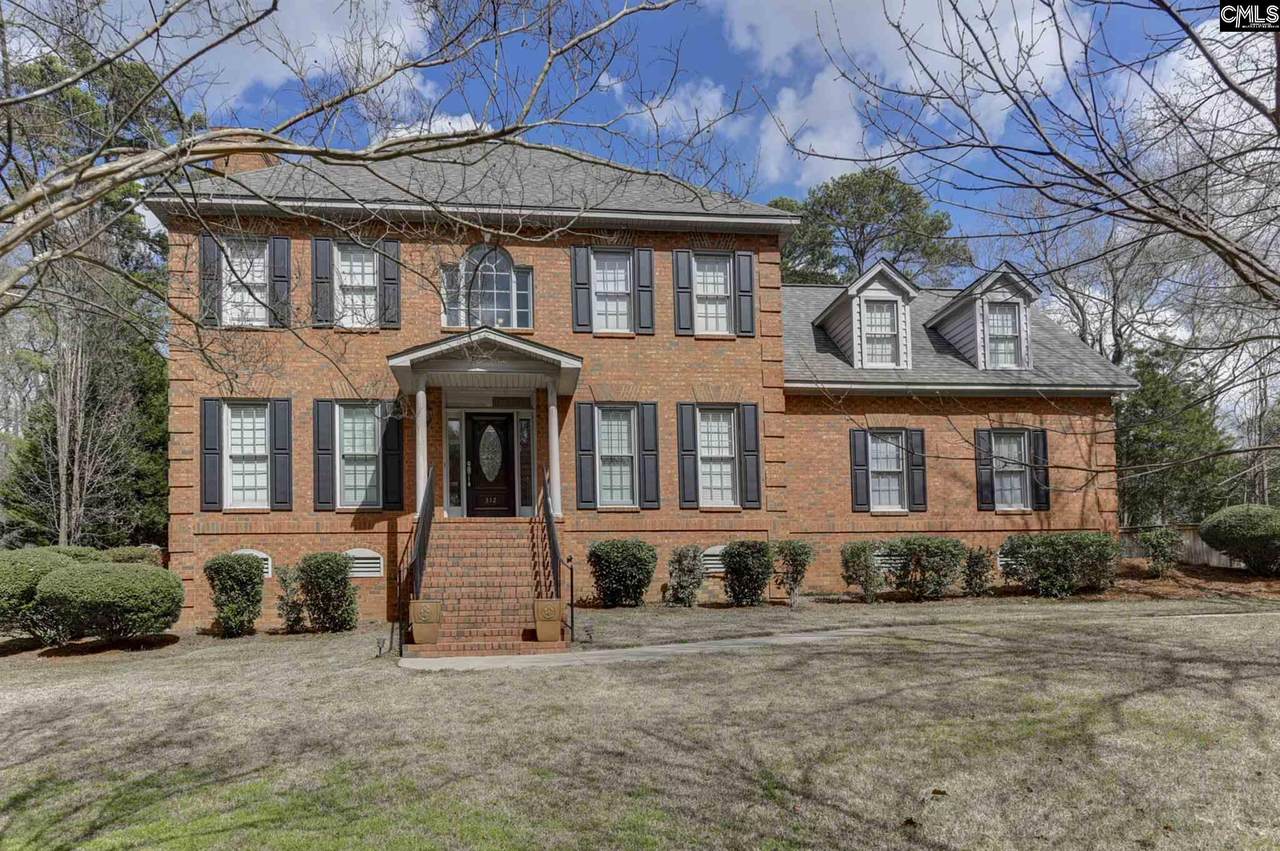 312 Barberry Drive - Photo 1