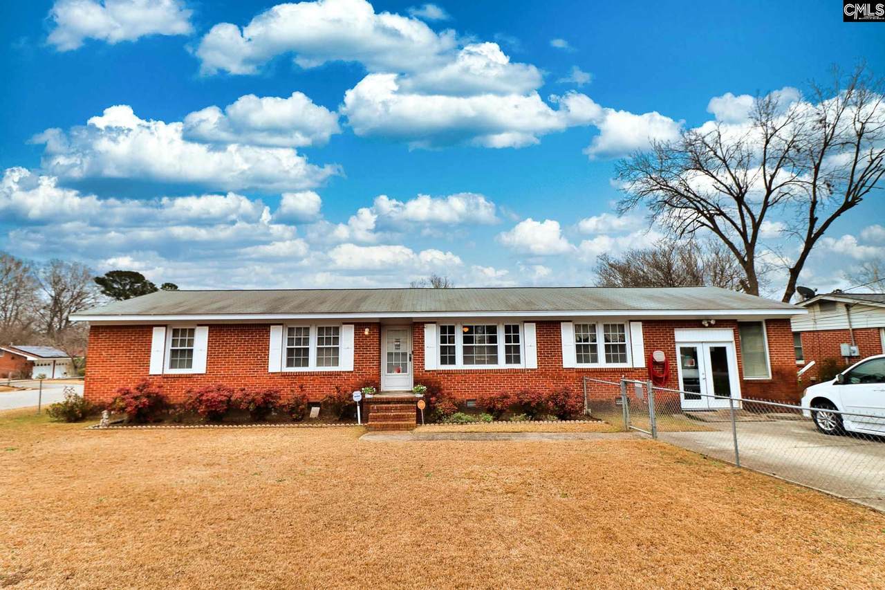 1332 Hazelwood Road - Photo 1