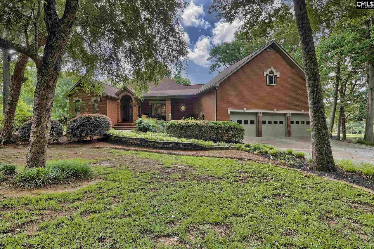 204 Beauclaire Drive - Photo 1