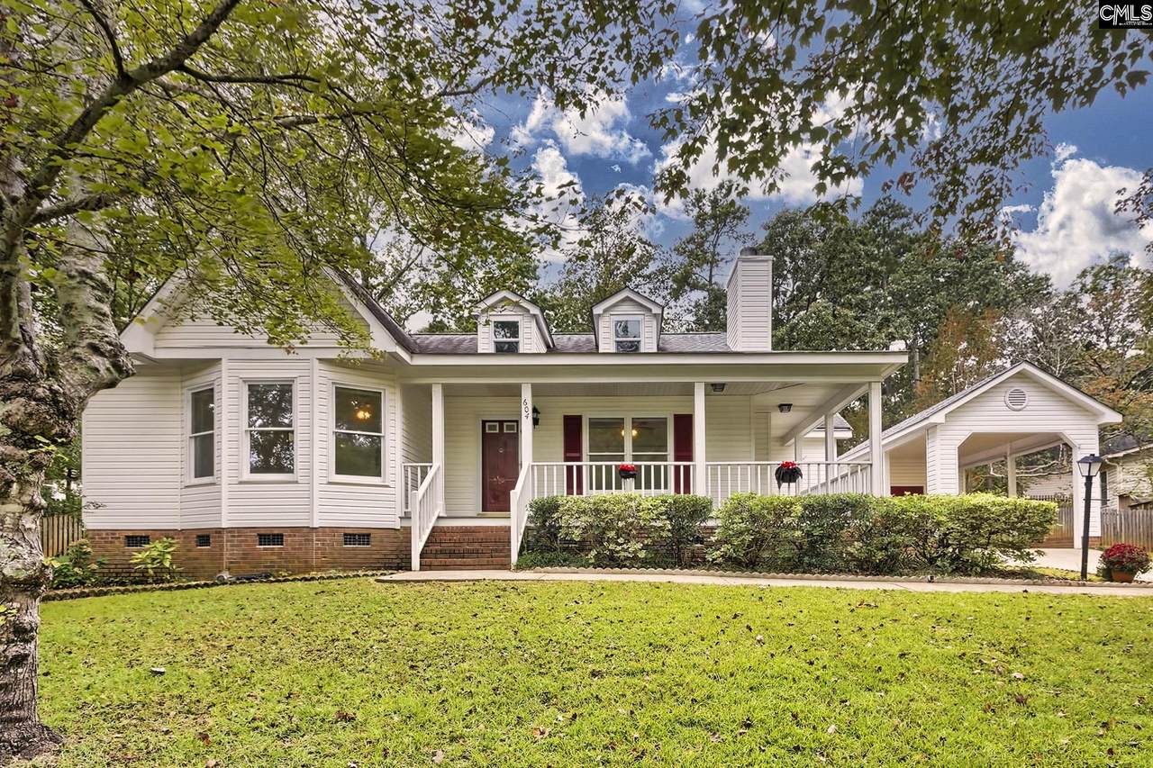 604 Mallard Lakes Drive - Photo 1