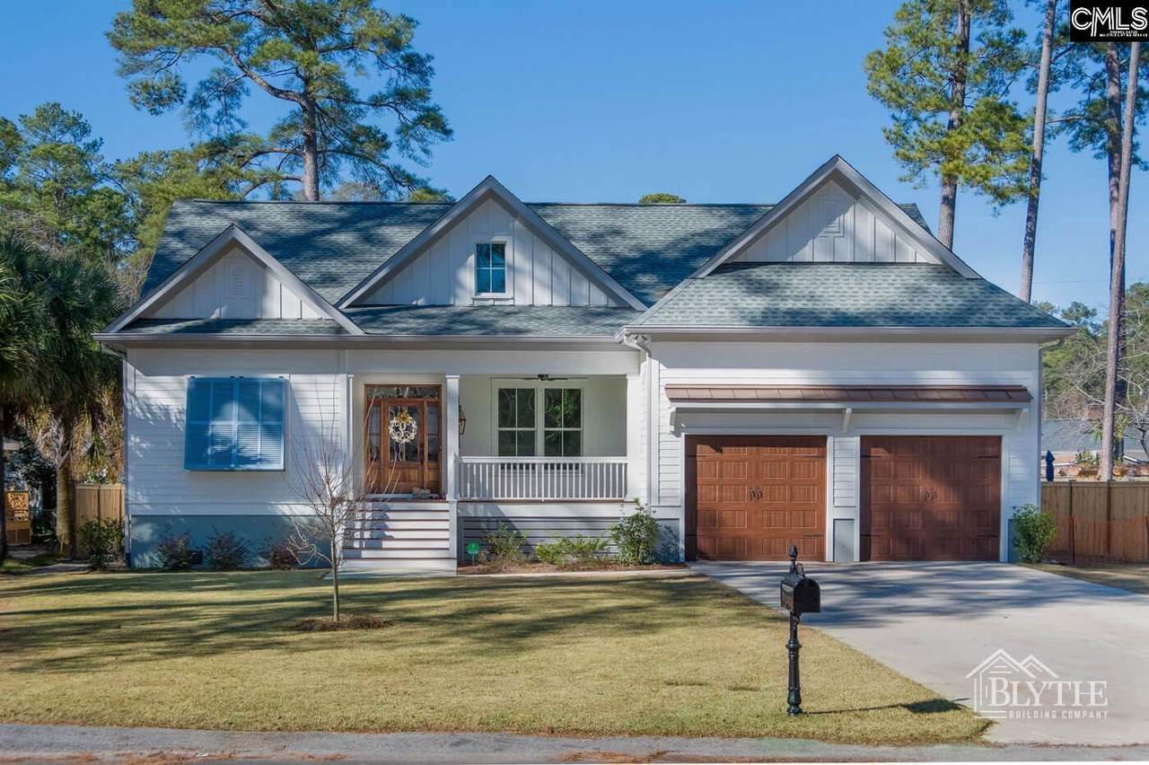 211 Clayborn Drive - Photo 1