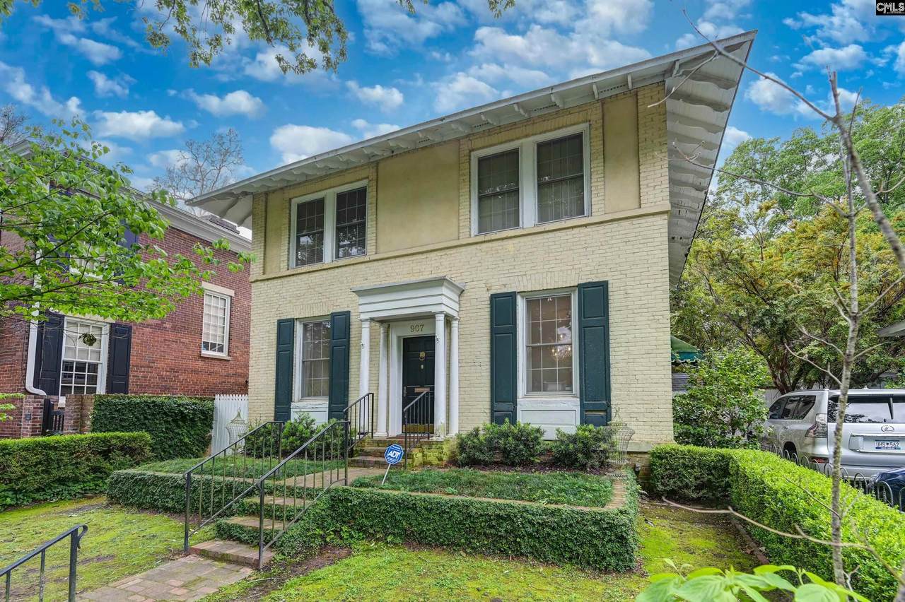 907 Laurens Street - Photo 1