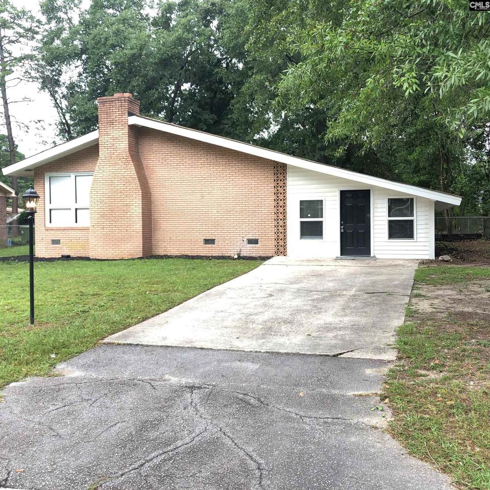 2520 Stonehenge Drive - Photo 1