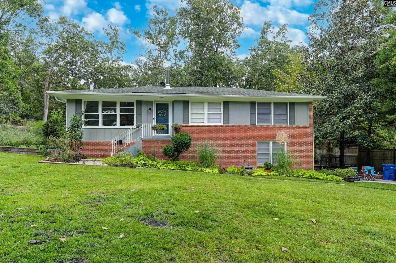 1301 Woodlawn Avenue - Photo 1