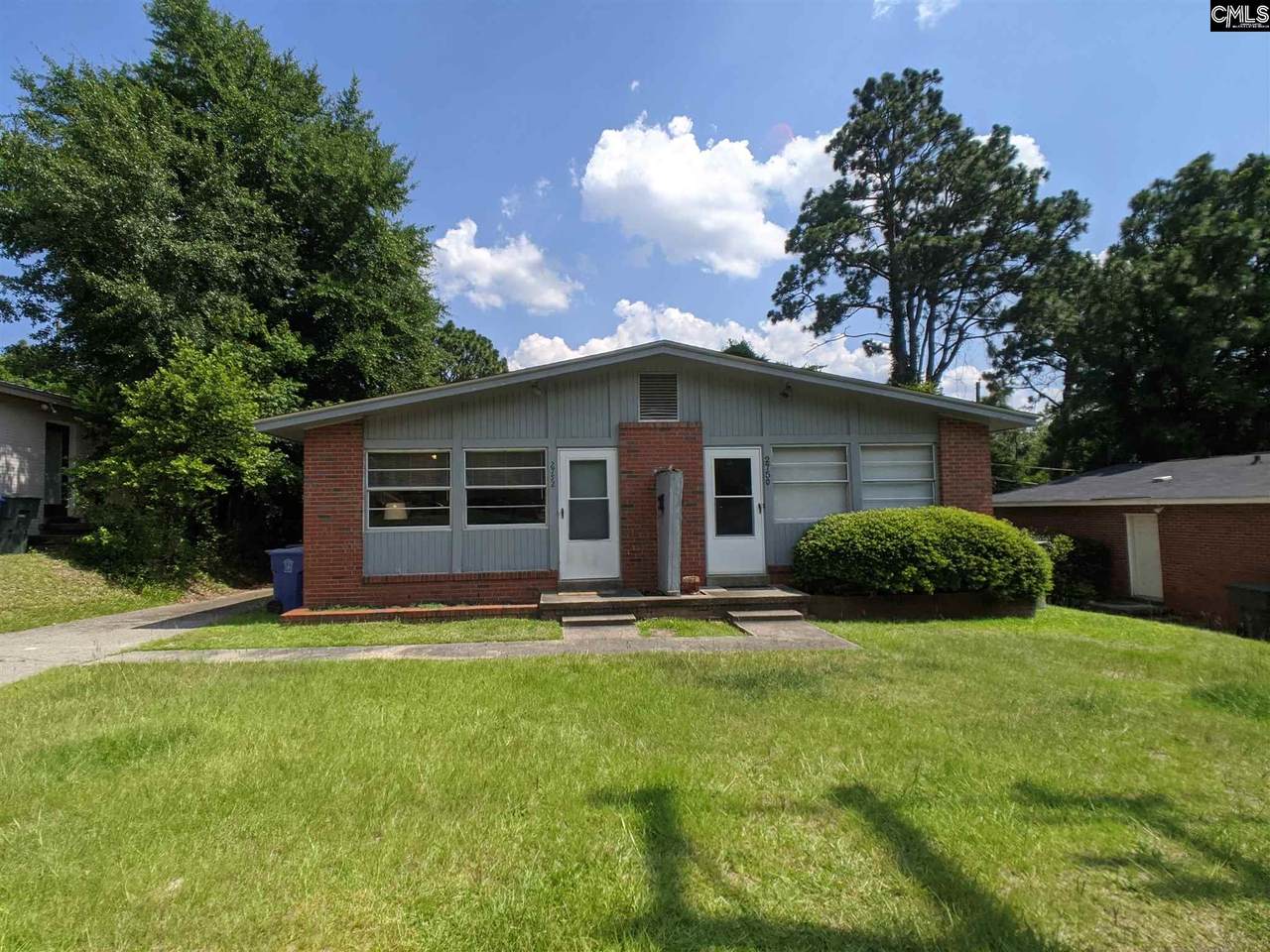 2752 Montgomery Avenue - Photo 1
