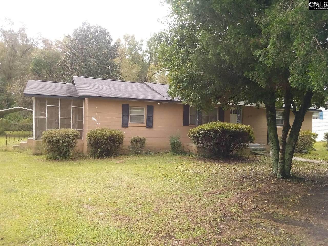 1302 Jackson Belt Road - Photo 1