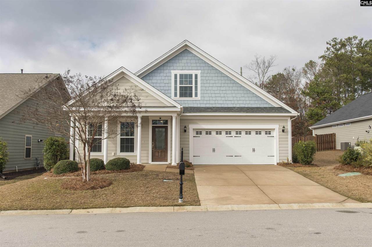521 Verona Way - Photo 1