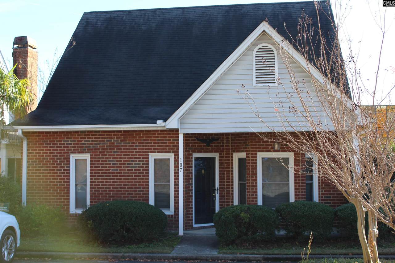 107 Walden Court - Photo 1