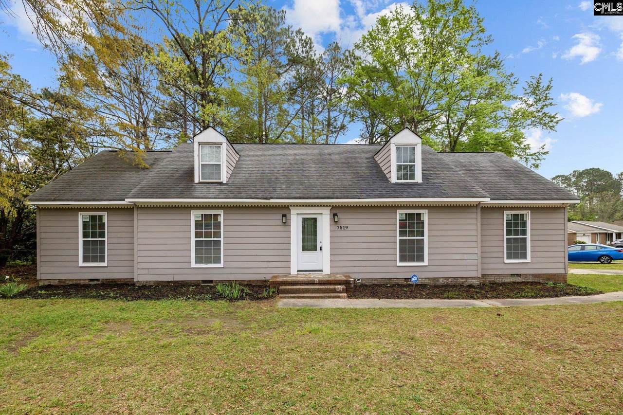 7819 Charles Towne Drive - Photo 1