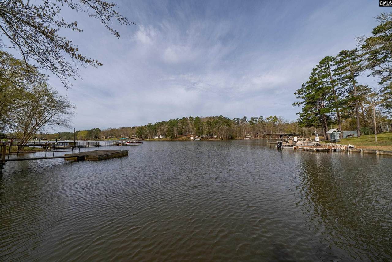 132 Breezy Bay Circle - Photo 1