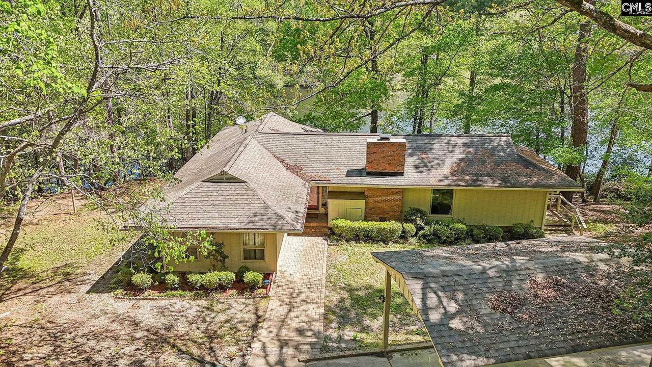 334 Lakeview Circle - Photo 1