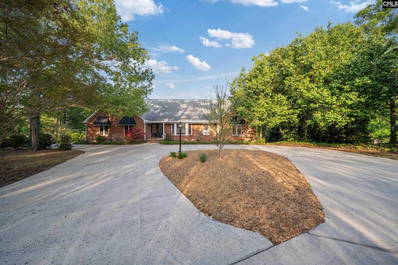 370 Chapel Creek Drive - Photo 1