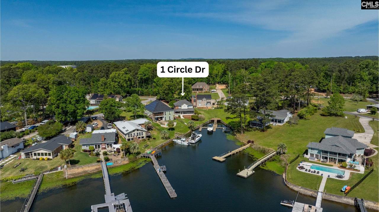 1 Circle Drive - Photo 1