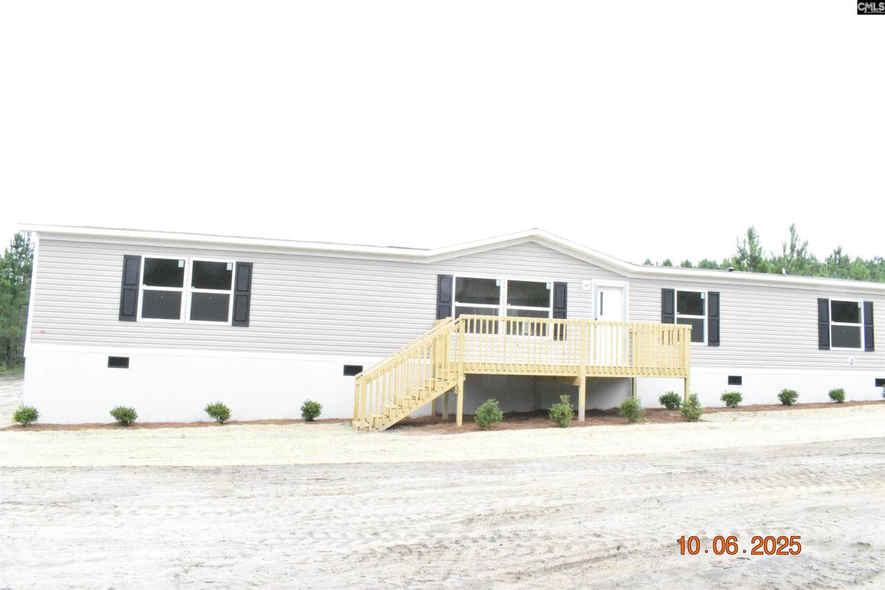 406 Catalina Boulevard - Photo 1