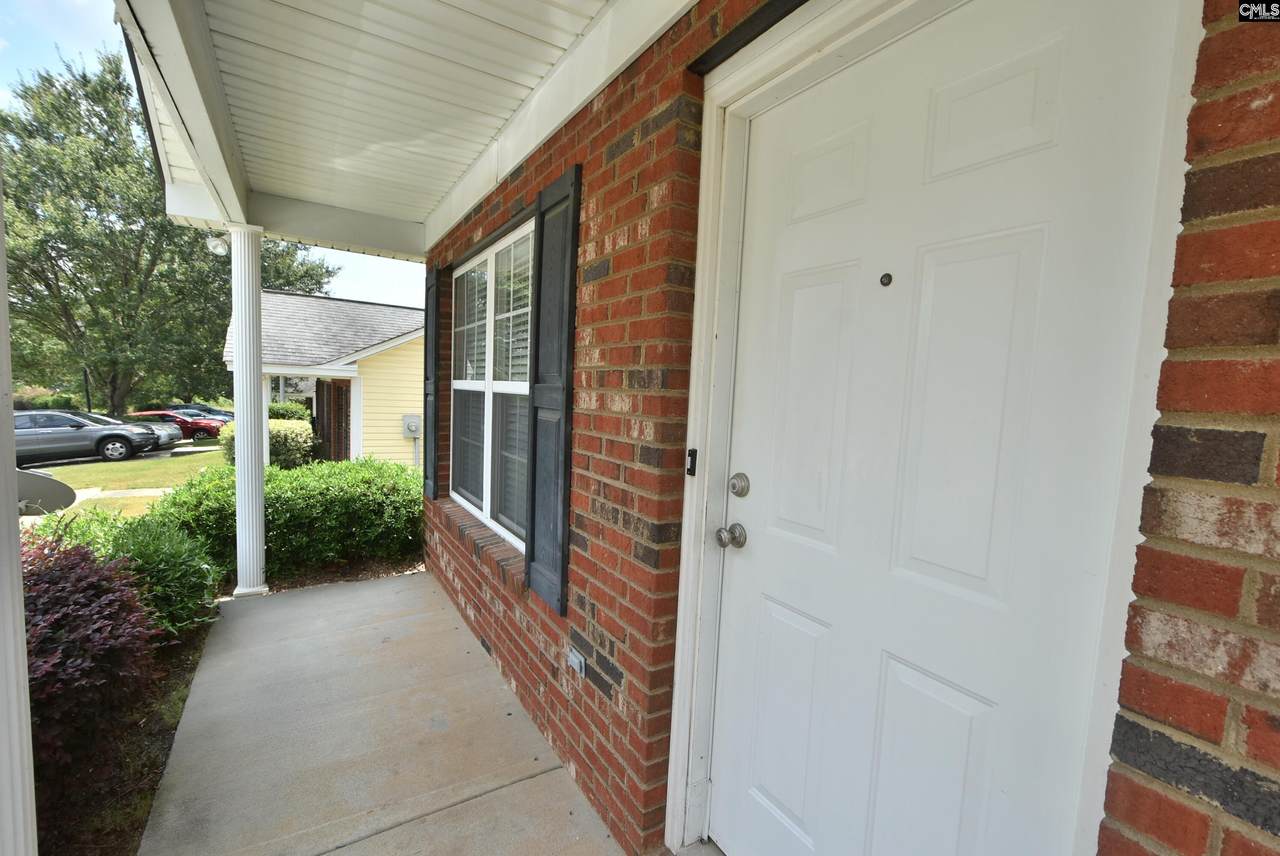 155 Colonial Commons - Photo 1