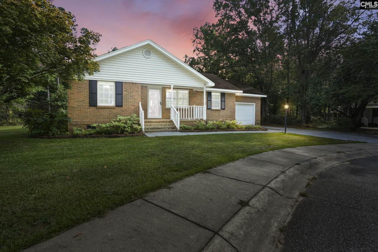 17 Knotty Pine Lane - Photo 1