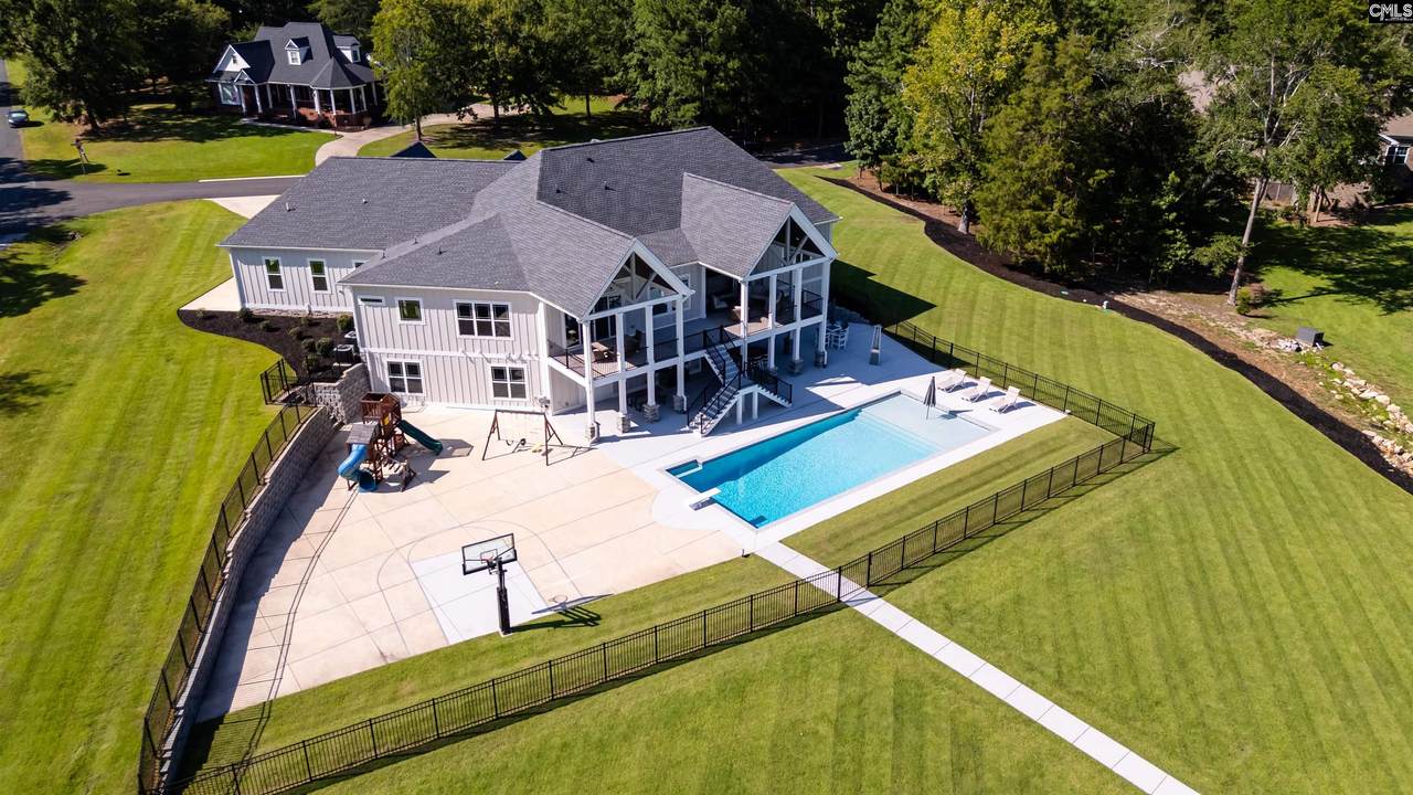 42 Sommerset Place - Photo 1