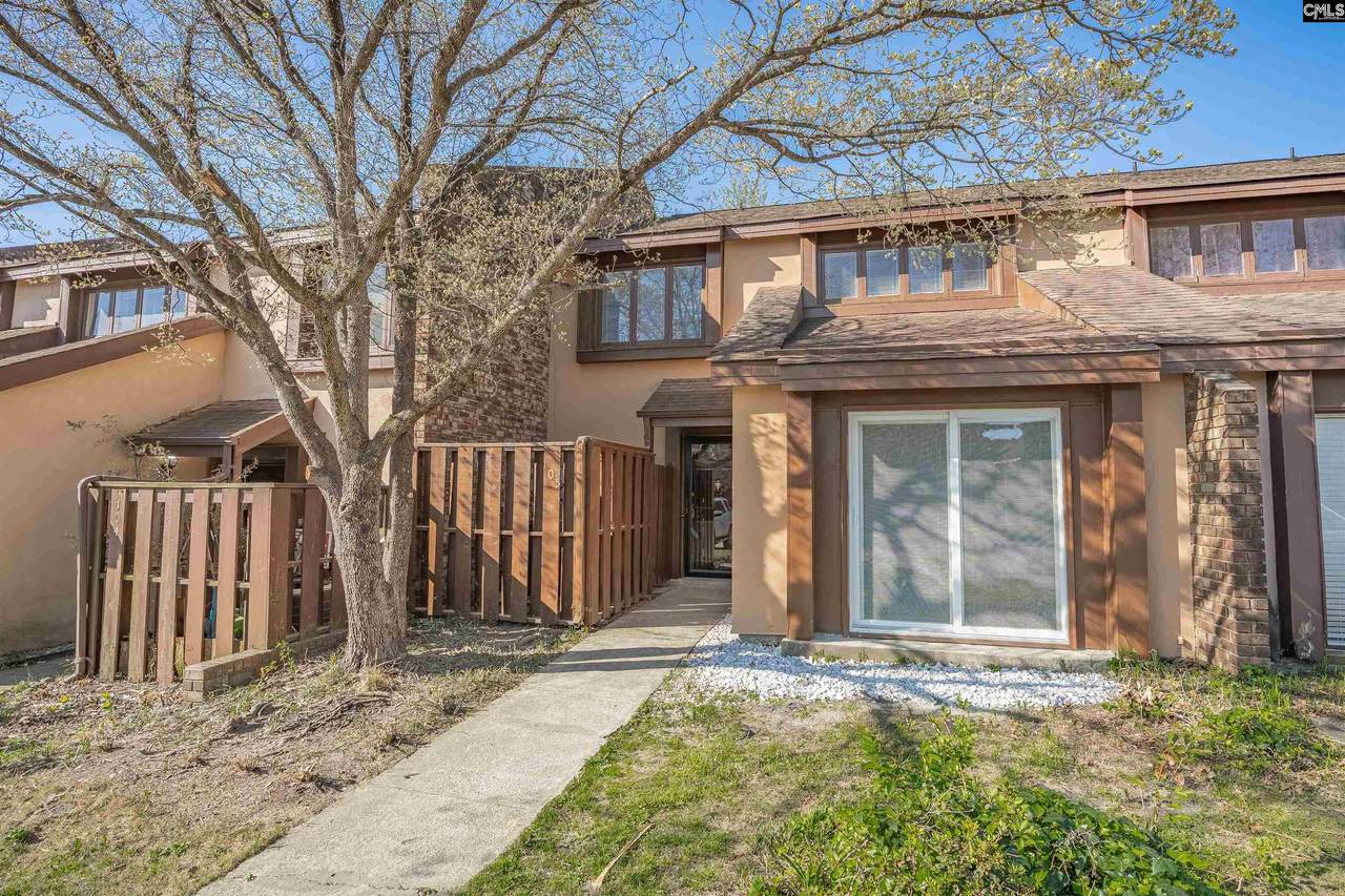 105 Lionsgate Drive - Photo 1