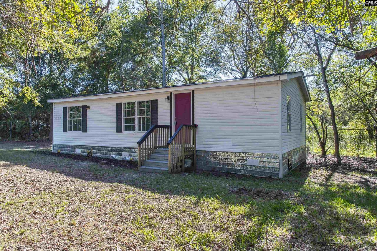 1549 Ashley Street - Photo 1