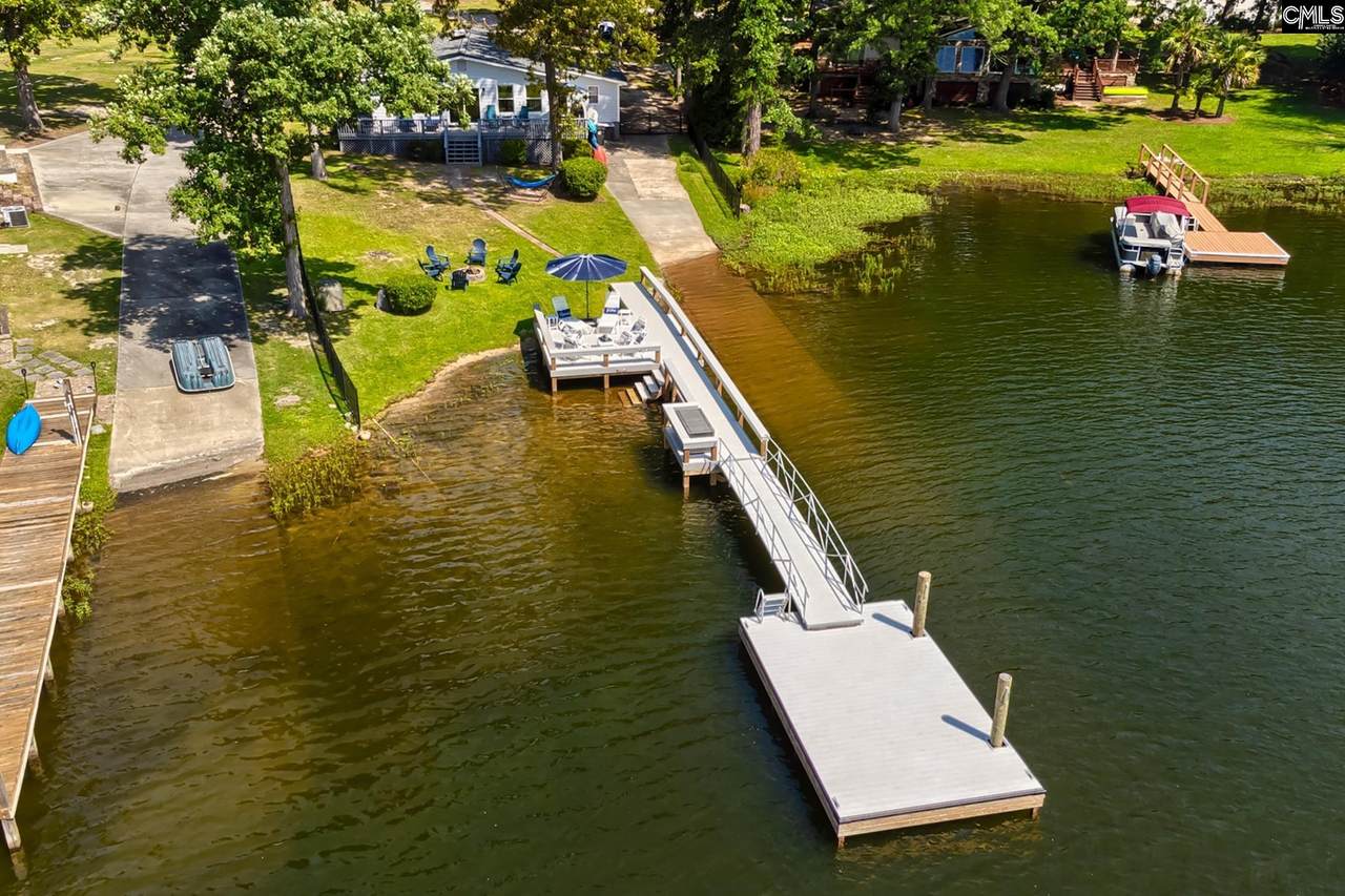 435 Whits End - Photo 1