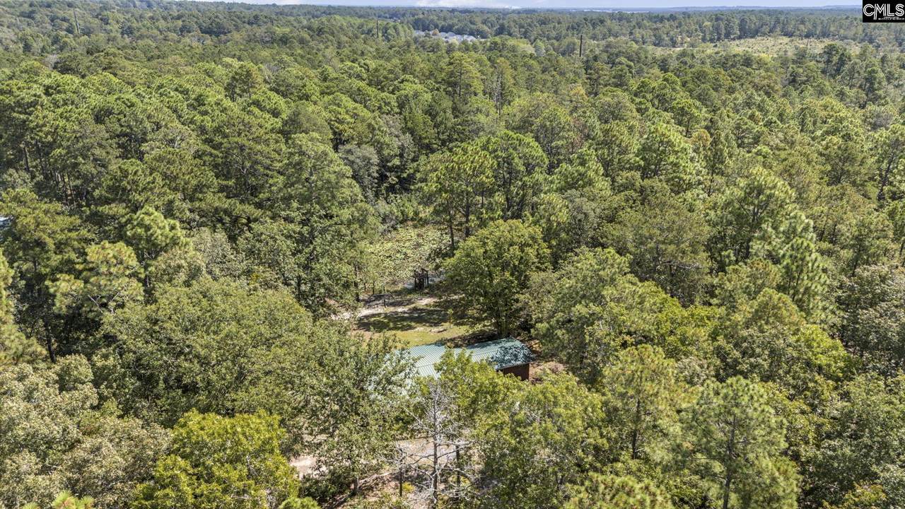 121 Coral Court - Photo 1