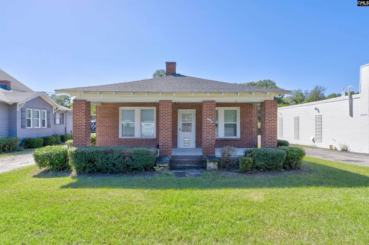 3012 Rosewood Drive - Photo 1