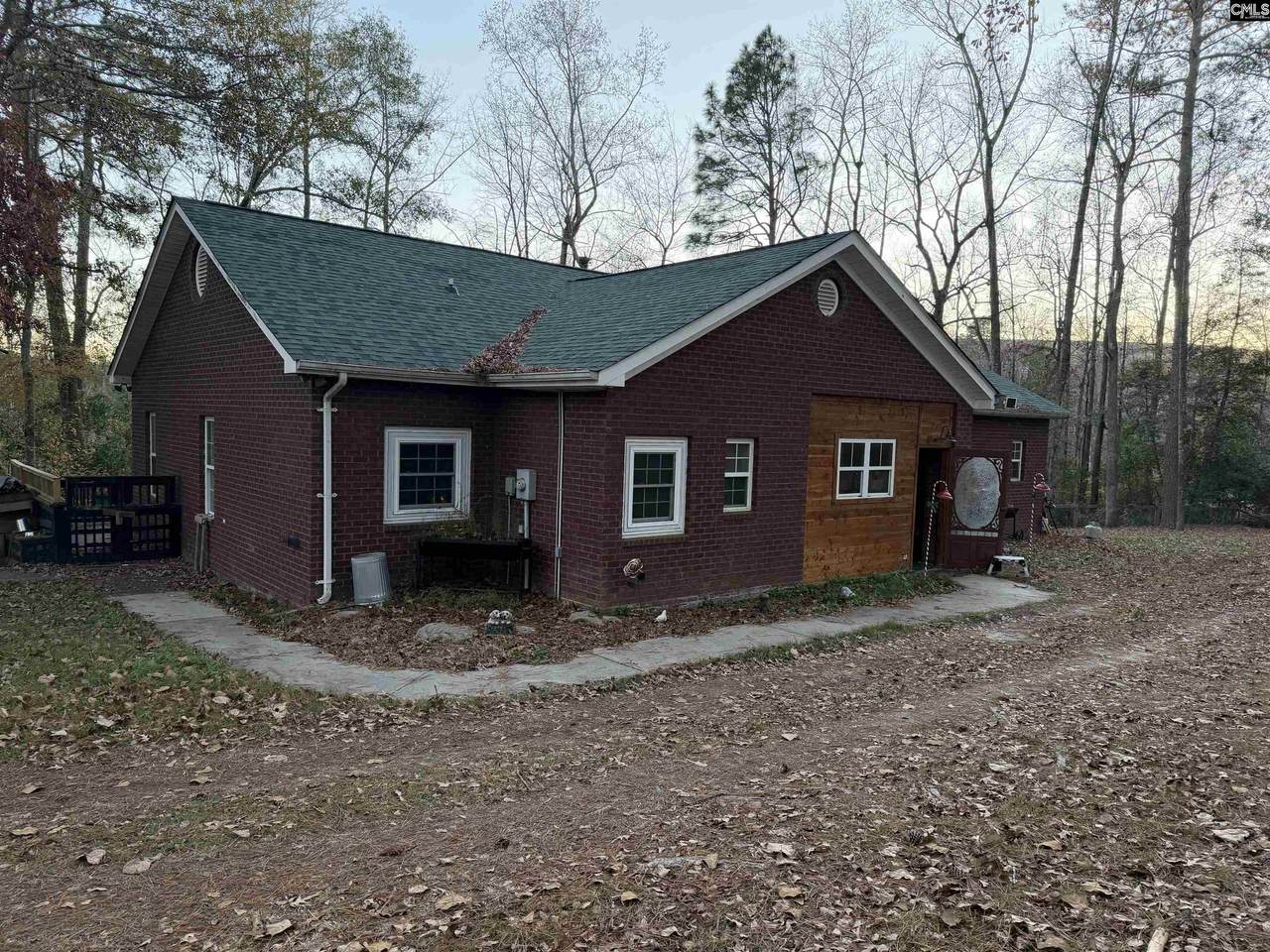 210 Hutto Hill - Photo 1