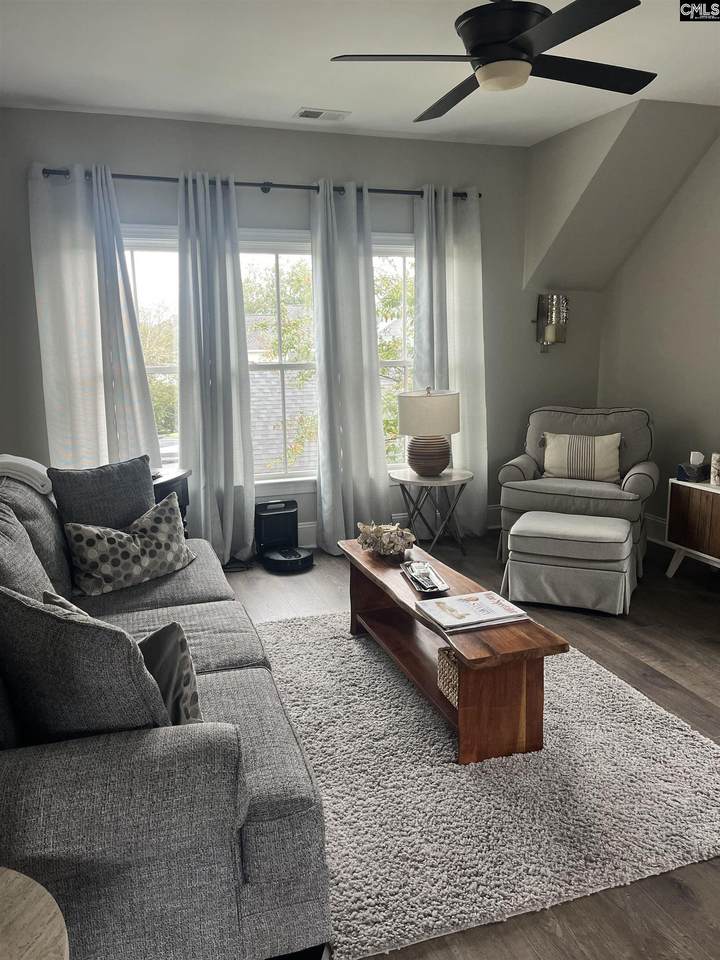 821 Harborside Lane - Photo 1