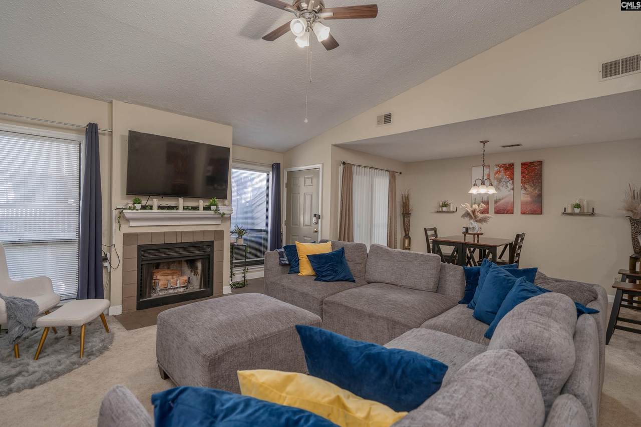 448 Deerwood Street 7H - Photo 1