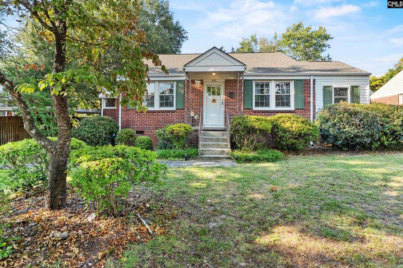 1628 C Avenue - Photo 1