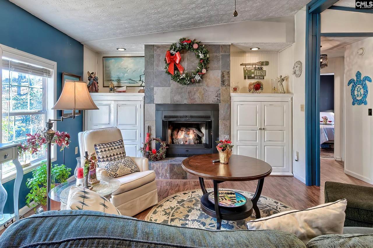 1944 White Road - Photo 1