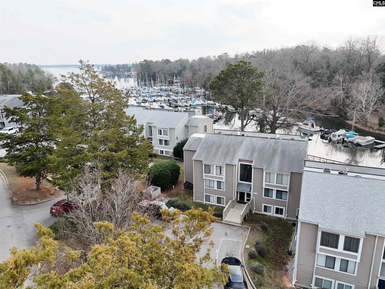 238 Shoreline Drive - Photo 1