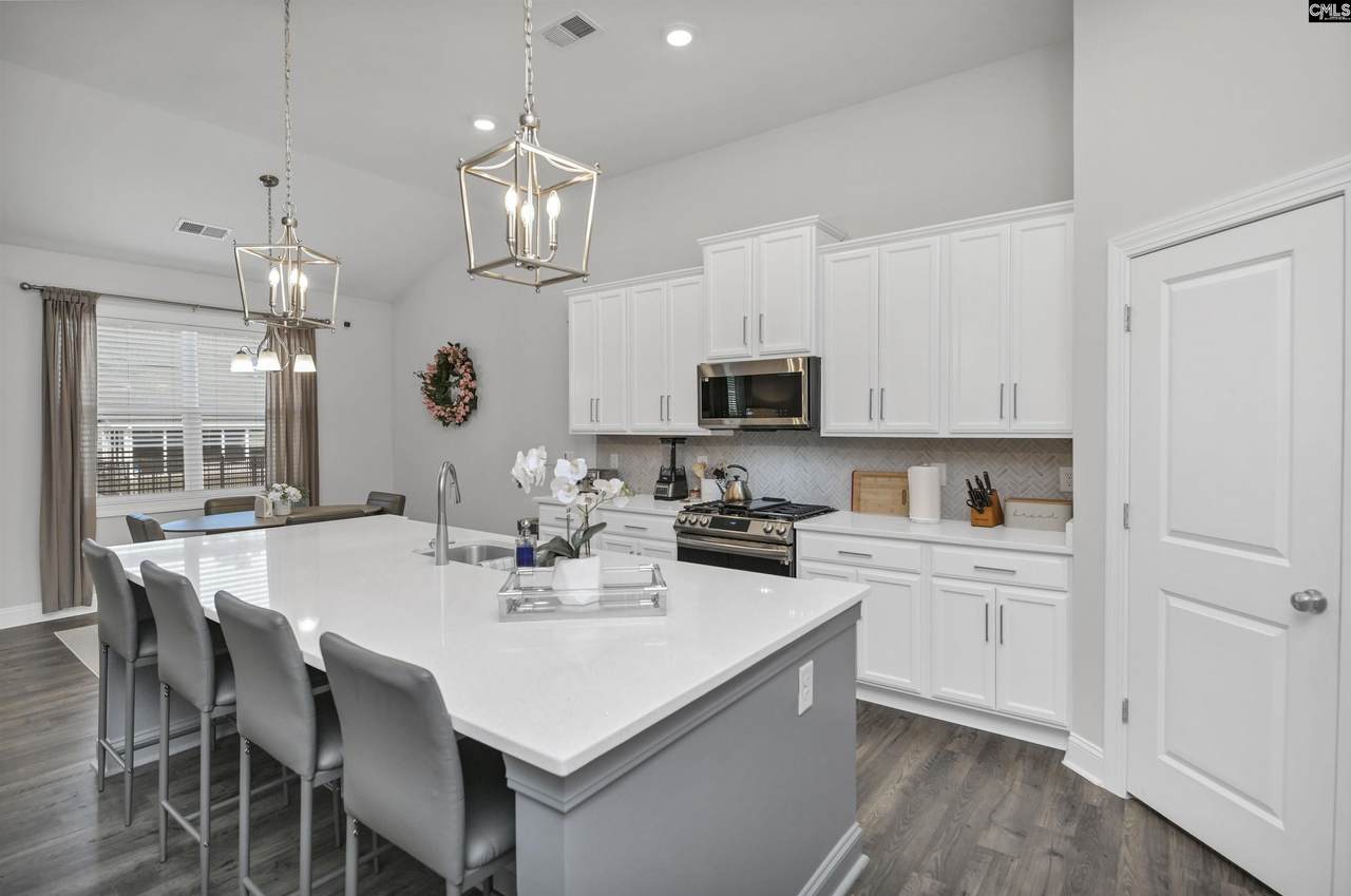 208 Doe Meadow Lane - Photo 1
