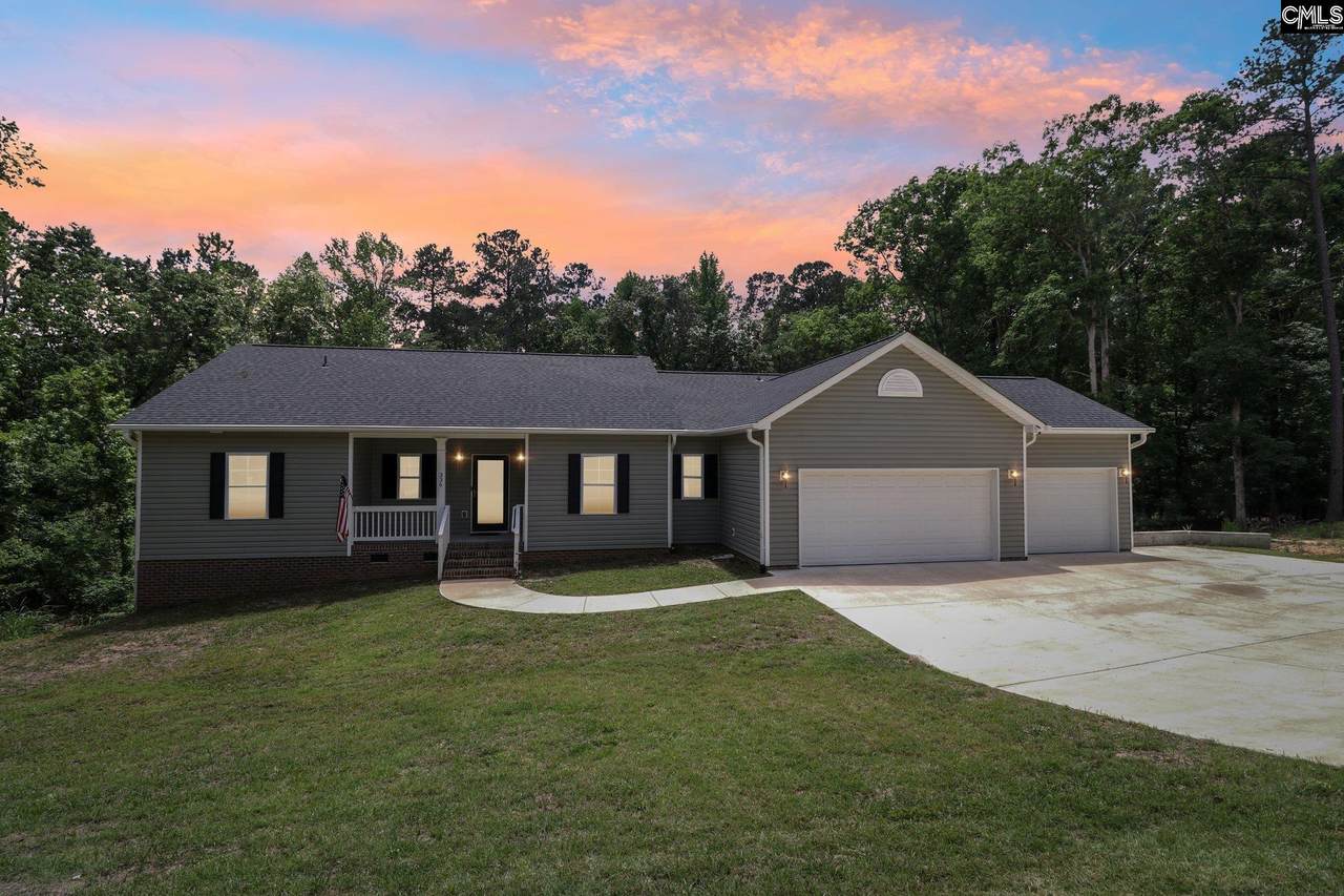 336 Lake Front Drive - Photo 1