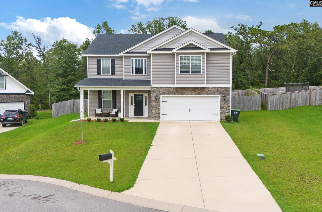 140 Ellie Lane - Photo 1