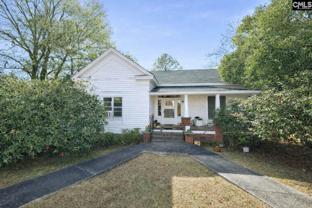 114 College Street - Photo 1