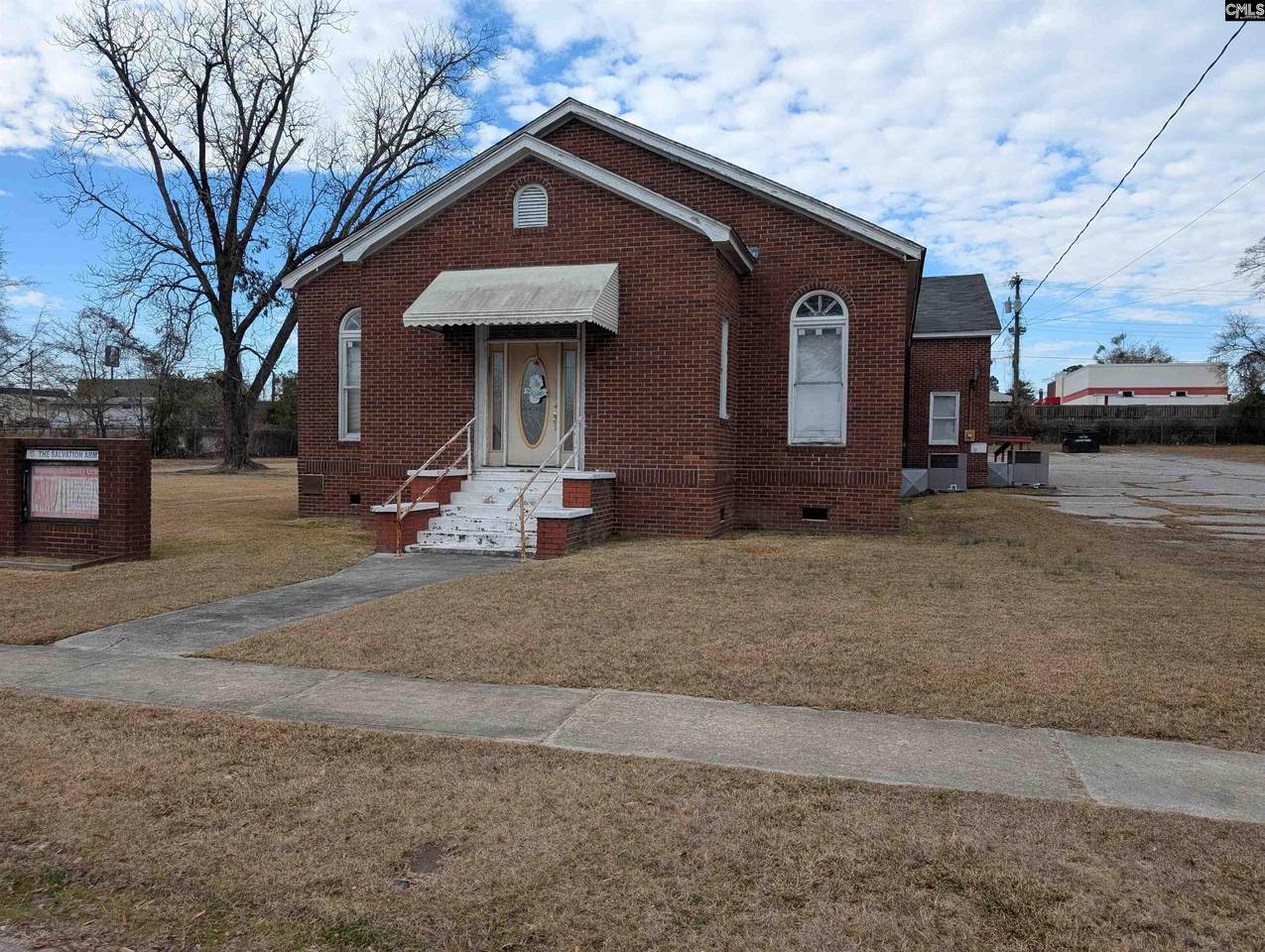 781 Nottingham Street - Photo 1