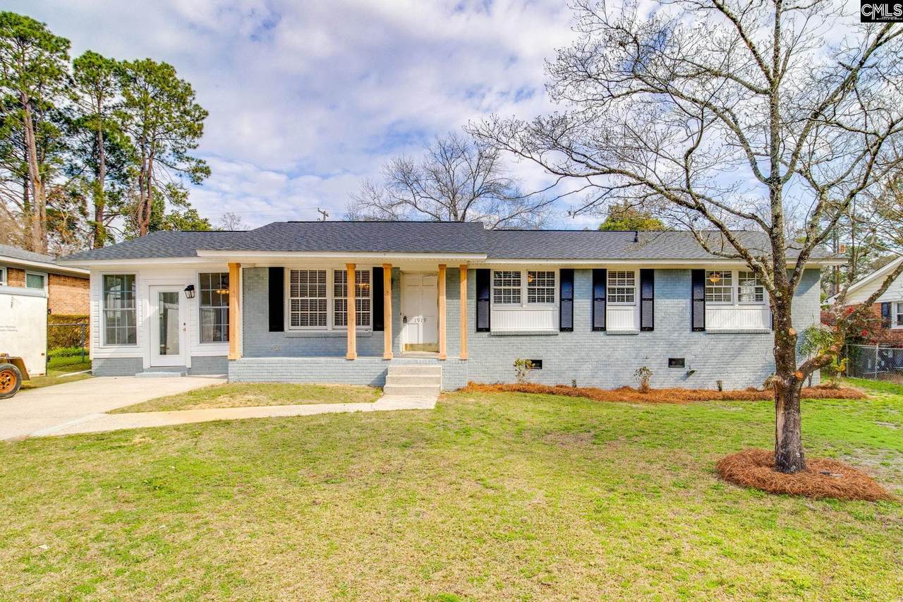 1919 Windsor Drive - Photo 1