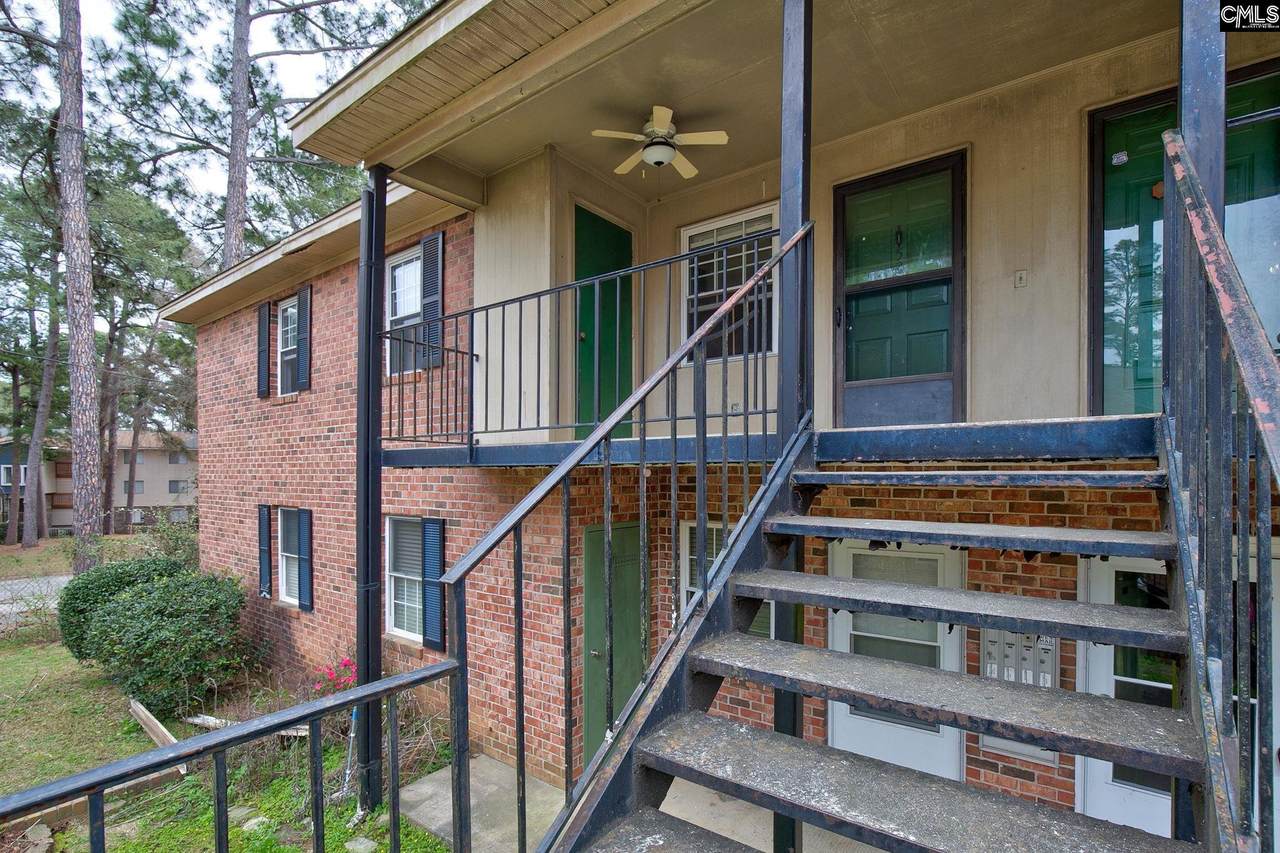 528 Wimbledon Court - Photo 1