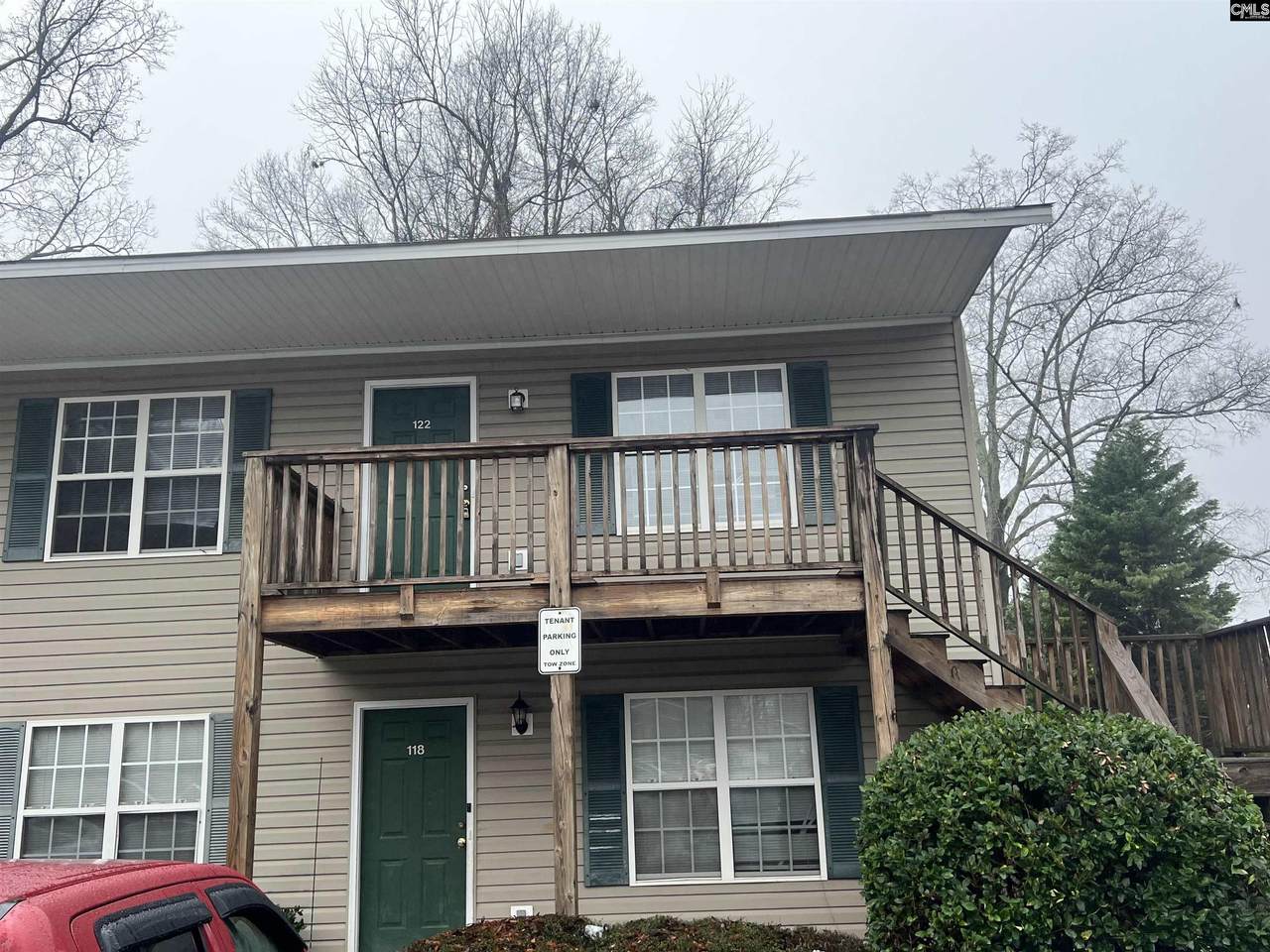 124 Hazelwood Court - Photo 1