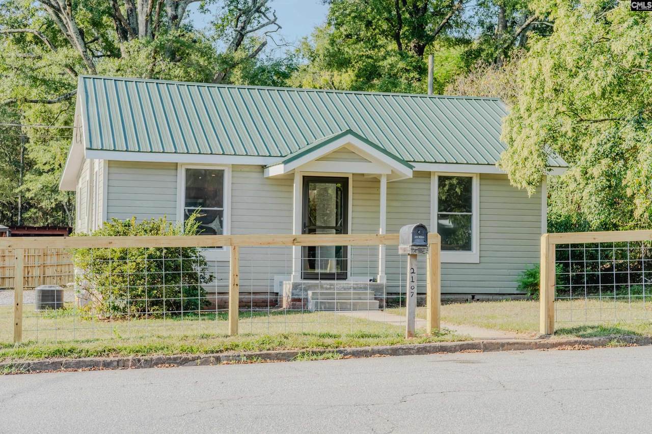 2107 Charles Street - Photo 1