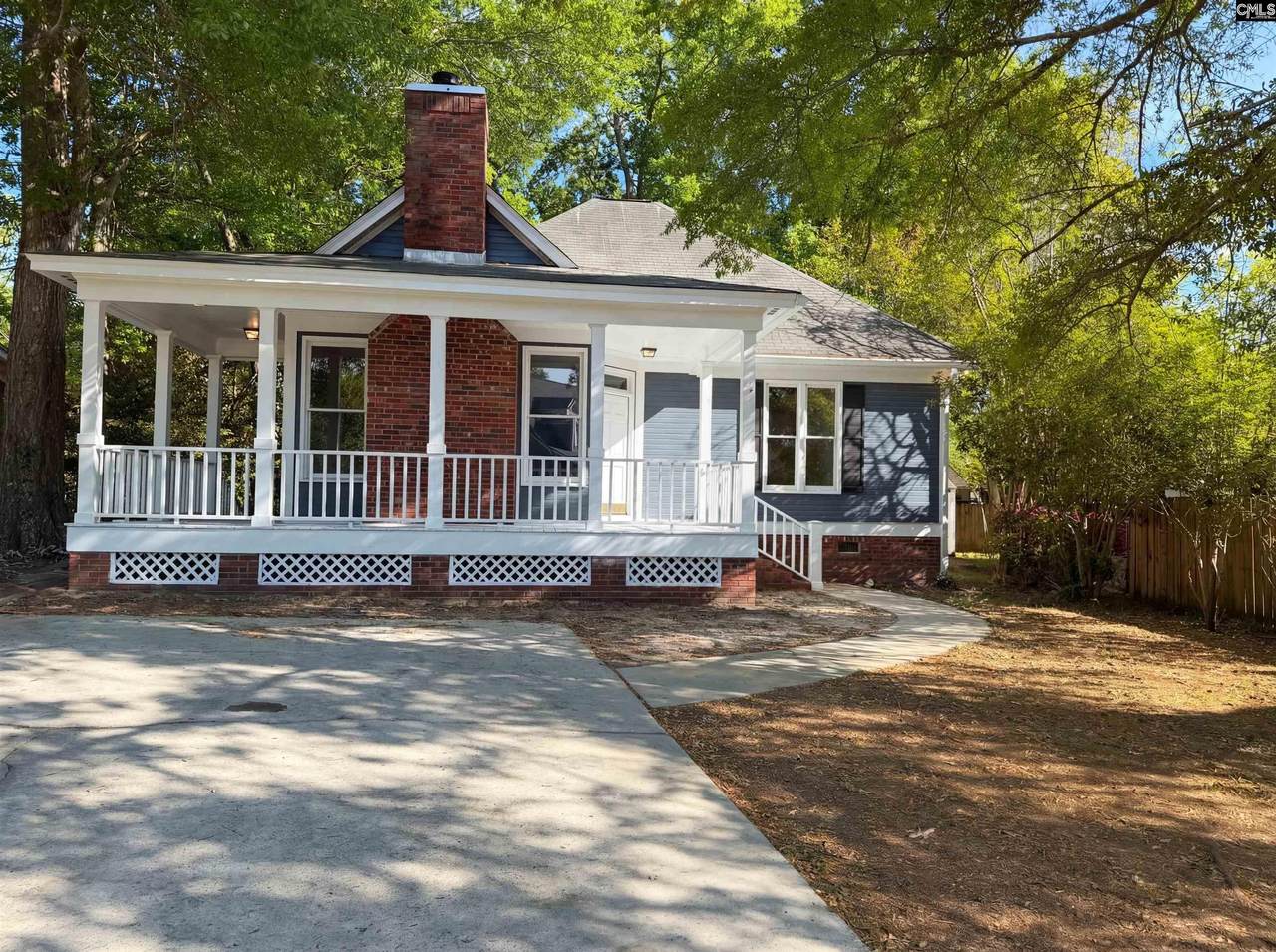 204 Wallace Circle - Photo 1