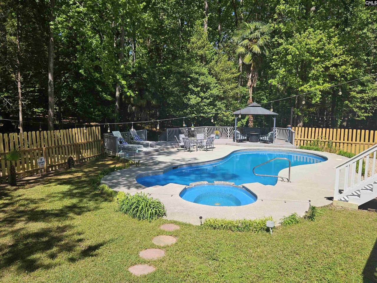 532 Rose Sharon Drive - Photo 1