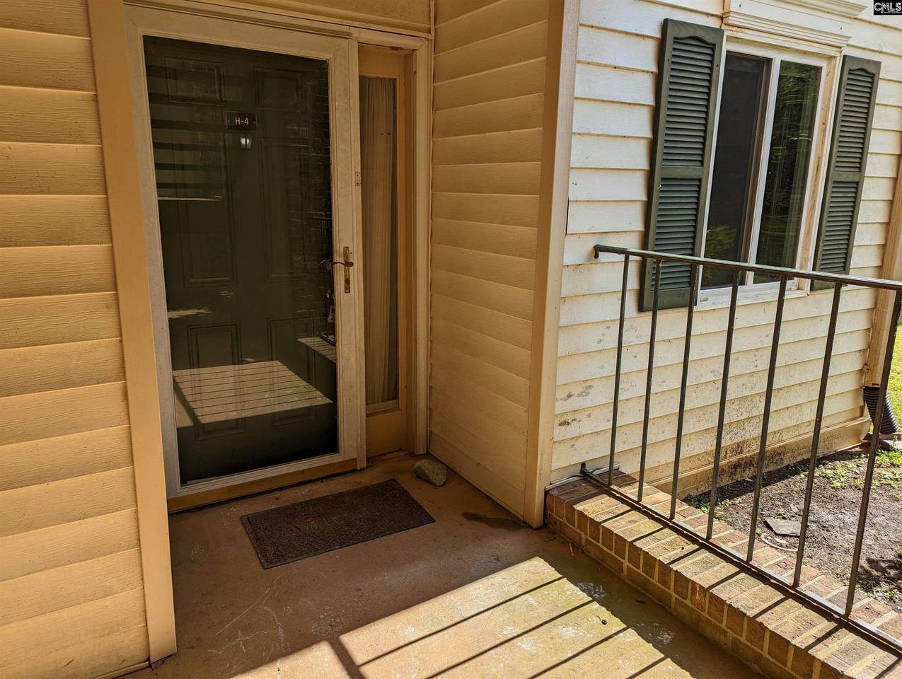 1208 Bush River Road H4 - Photo 1