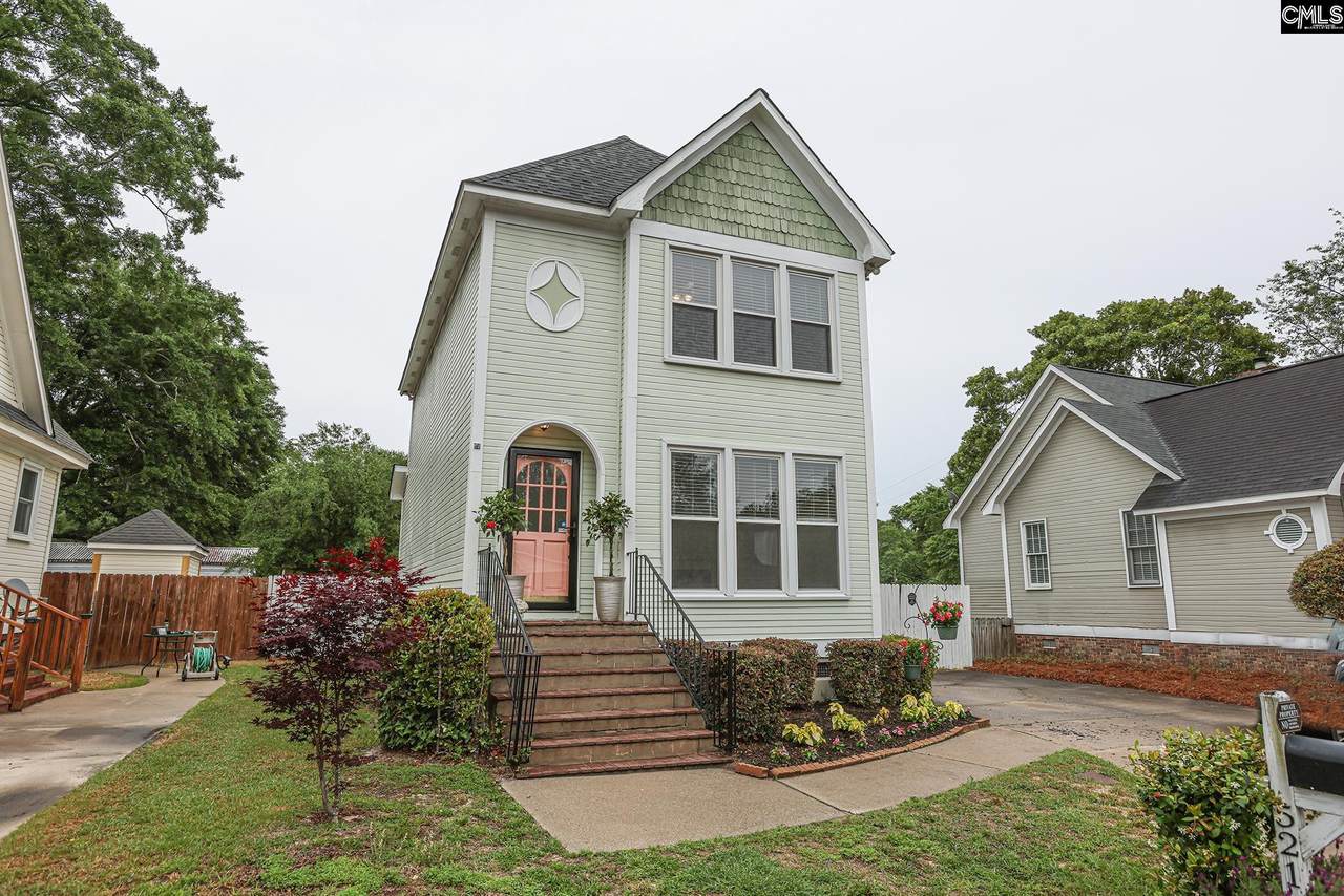 521 Wallace Way - Photo 1