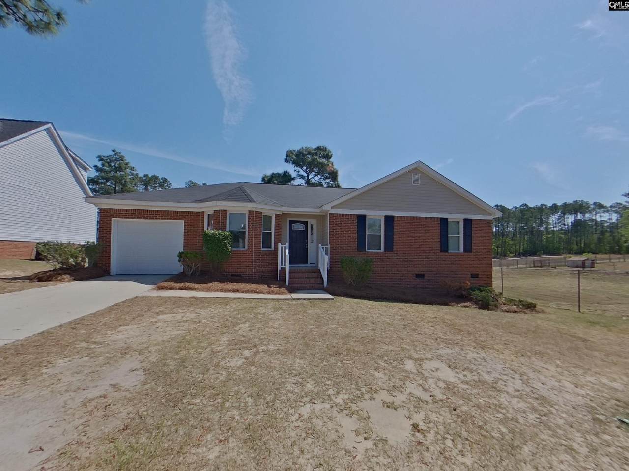 512 Crossing Drive - Photo 1